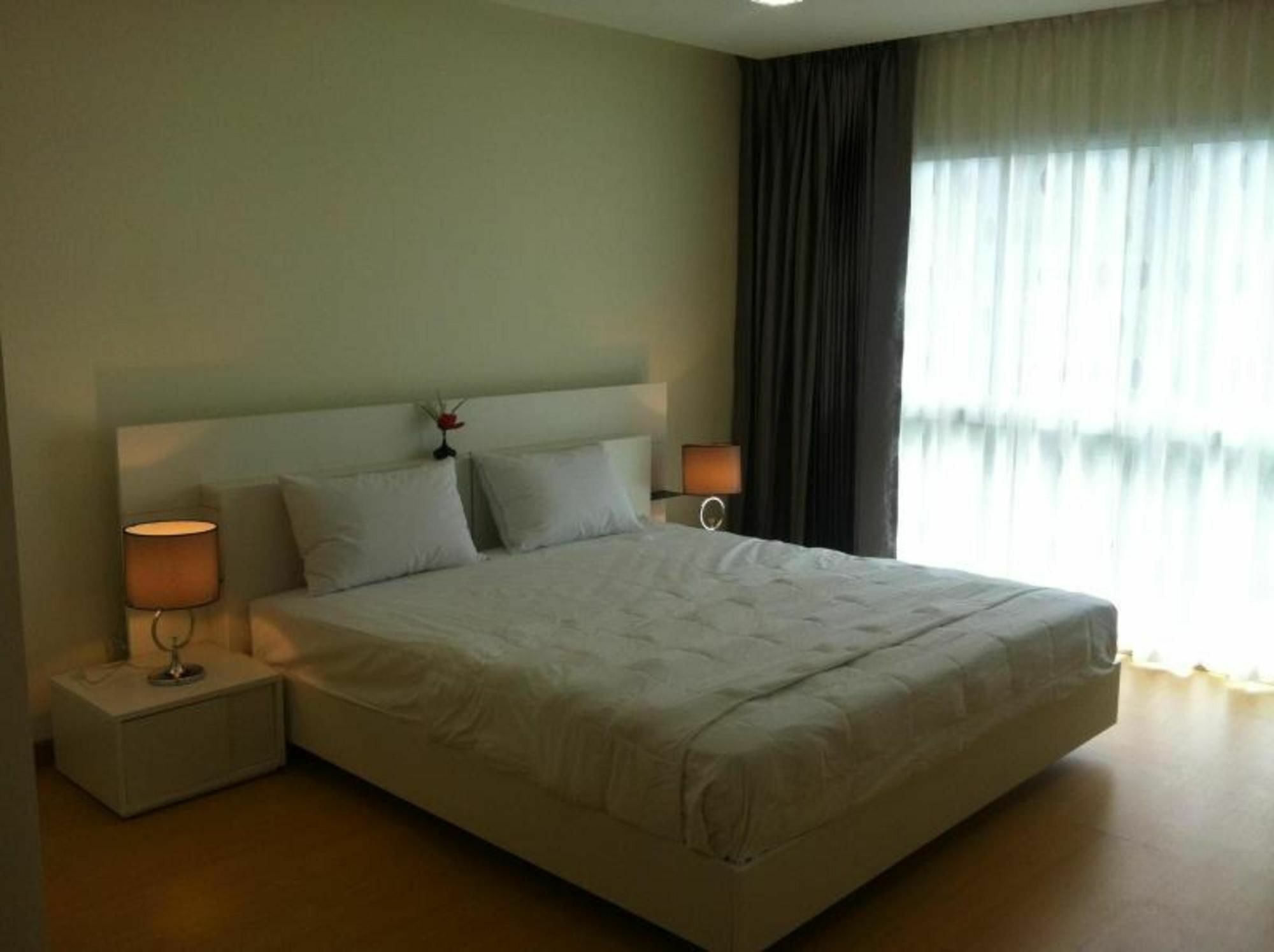 Goldstone Residency Patong , Phuket 아파트 외부 사진