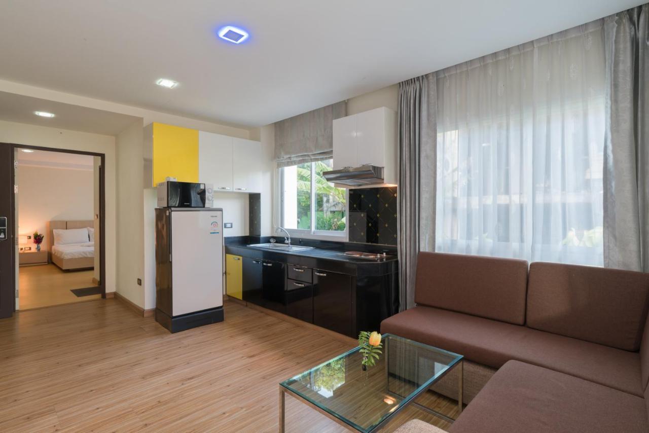 Goldstone Residency Patong , Phuket 아파트 외부 사진